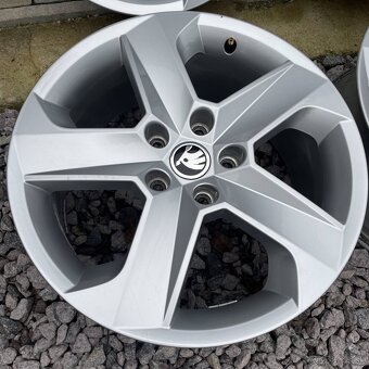 17" Hliníkové disky SKODA OCTAVIA III RS - 3