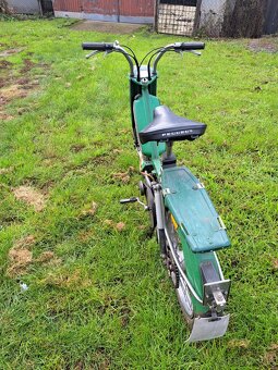 Moped  Peugeot 103 - 3