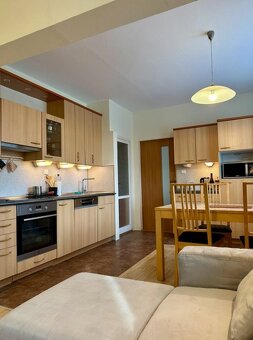 Svetlý 3-izbový byt s loggiou, ul.Ondrejovova, Bratislava II - 3