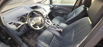 Lacno rozpredám Ford C-max 2010-2019 na náhradné diely - 3