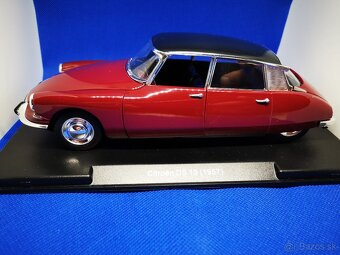 Predám kovový model Citroen DS 19 , 1957 , 1:24, - 3