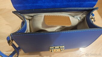 Modrá kožená kabelka - 3