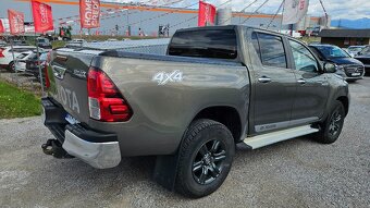 Toyota Hilux DC 2.8 I D-4D Active PLUS 4x4 A/T - 3