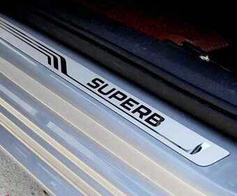 OCHRANNE DEKORACNE LISTY NA PRAHY DVERI - 3