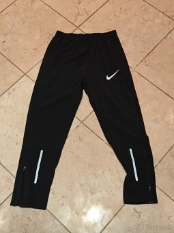 NIKE  AeroSwift tepláky na behanie - 3