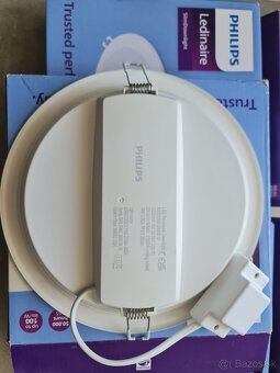 3x svietidlo Philips Ledinaire Downlight (19 W, 2000 lm, 300 - 3