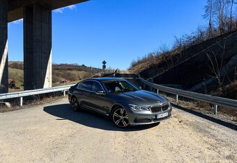 BMW 730d xDrive A/T, HUD, 360, Sound Booster, Odpočet DPH - 3