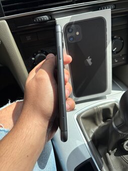Predám,Vymením Apple iPhone 11 64GB - 3