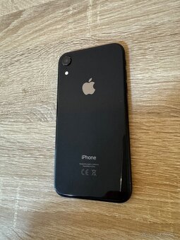 iPhone XR 64 GB - 3