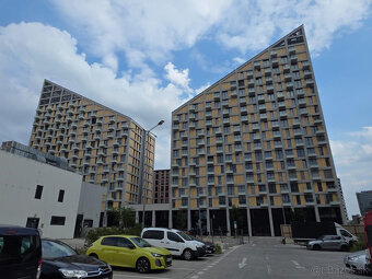 2 izbový byt v projekte Metropolis s výhľadom na Mesto - 3