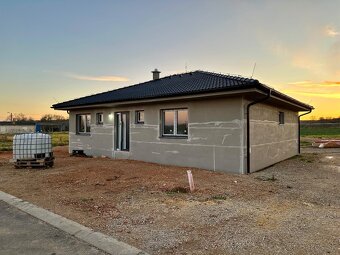 MARKS™ | SKOLAUDOVANÉ 4-izbový bungalov v Rimavskej Sobote - 3