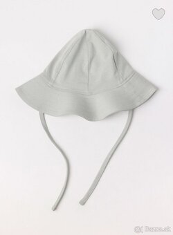 Lindex ciapka 40/42 dnes 7€ - 3