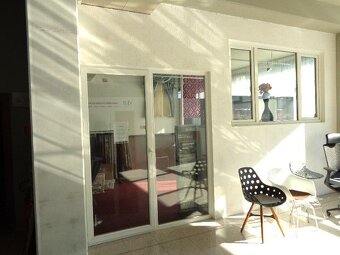 Prenájom - obchodný priestor 96 m2, Banská Bystrica, centrum - 3