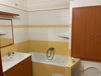 2 izbový byt Vodná ulica Komárno - 3