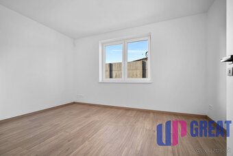 PREDAJ 3 izb. bytov v rodinnom dome, Macov, všetky IS - 3