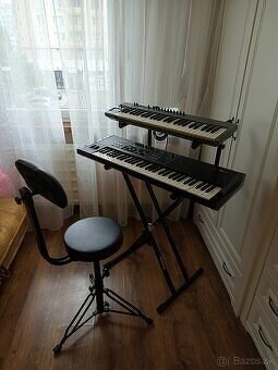 2 profi klávesy +dvojitý stojan + stolička = SUPER CENA - 3