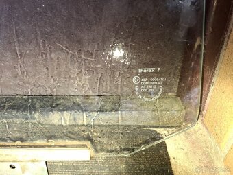 Skodovka bocne skla - 3