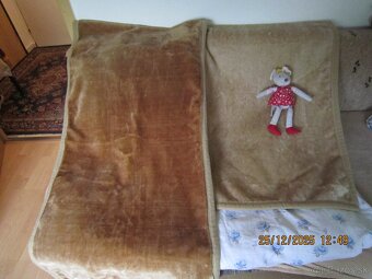 DEKA + dva prehozy na fotelky - 3