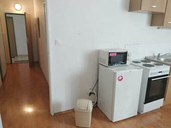 Prenájom garsónky, JUH - 3