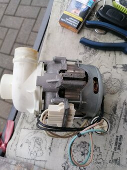 Čerpadlo zanussi - 3