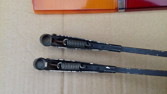 LADA VAZ  ŽIGULI   1200 / 1300 .  Zadné svetlá - 3