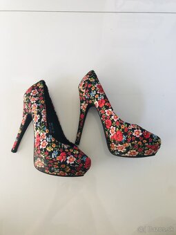 nove len vyskusane krasne topanky na 13cm opatku,v.d 24cm - 3