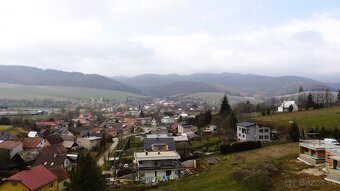 EXKLUZÍVNE Stavebná parcela len 15 km od krajského mesta - 3