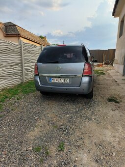 Predám Opel Zafira 1.9 diesel 88kw - 3