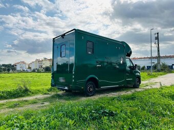 Prepravník koní Renault Master 5-miestny ATM / Automat NOVE - 3
