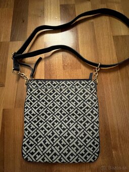 Kabelka Tommy Hilfiger - 3
