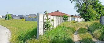 Galanta - pozemok v okrajovej časti mesta - 3