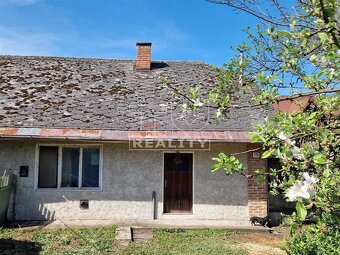 NA PREDAJ RODINNÝ DOM V TICHEJ ULICI, DOMANIŽA, 411 M2 - 3