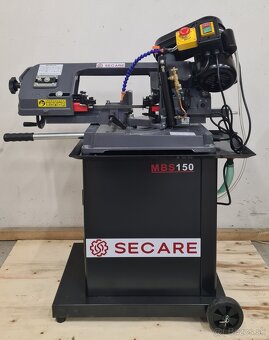 Pásová pila na kov s chladením - 3