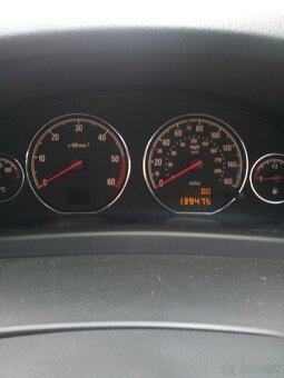 Rozpredám Opel Signum 1.9 CDTi - 3