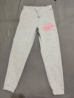 Damska teplakova súprava Retro - 3