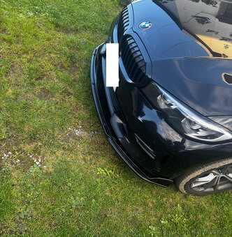 Predný spojler pod nárazník vhodný pre modely AUDI BMW - 3
