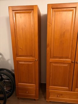 Nábytok - masív - 3