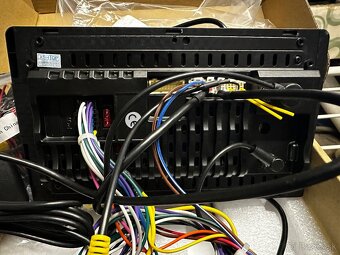 Android 2 DIN CarPlay / android auto 9” - 3