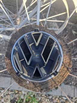 Predný znak VW Golf 4 - 3