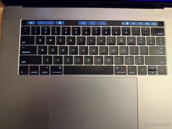 MacBook Pro 15” Retina I7 16GB - 3