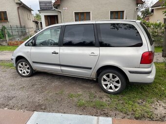VW Sharan - 3