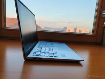 ASUS VivoBook X512U - 3