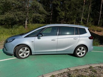 Opel Zafira Tourer - 3