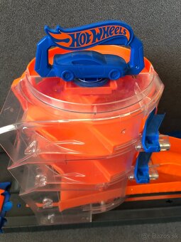 Hot Wheels City Deluxe Set GBF95 - 3