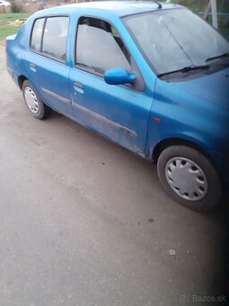 Renault - 3