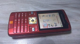 Sony Ericsson K610i - 3