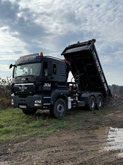 Nákladná doprava a práca s hydraulickou rukou - 3