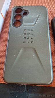 Predam kryty na Samsung Galaxy S24 SM-S921 - 3