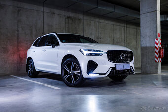 Volvo XC60 B4 diesel AWD R-Design facelift, 2021, ťažné, DPH - 3