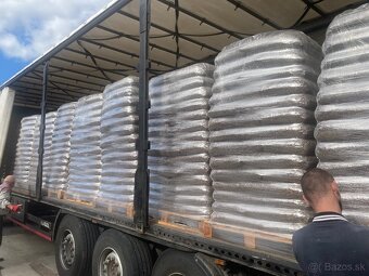 Pelety borovicové ENplus A1 - 3